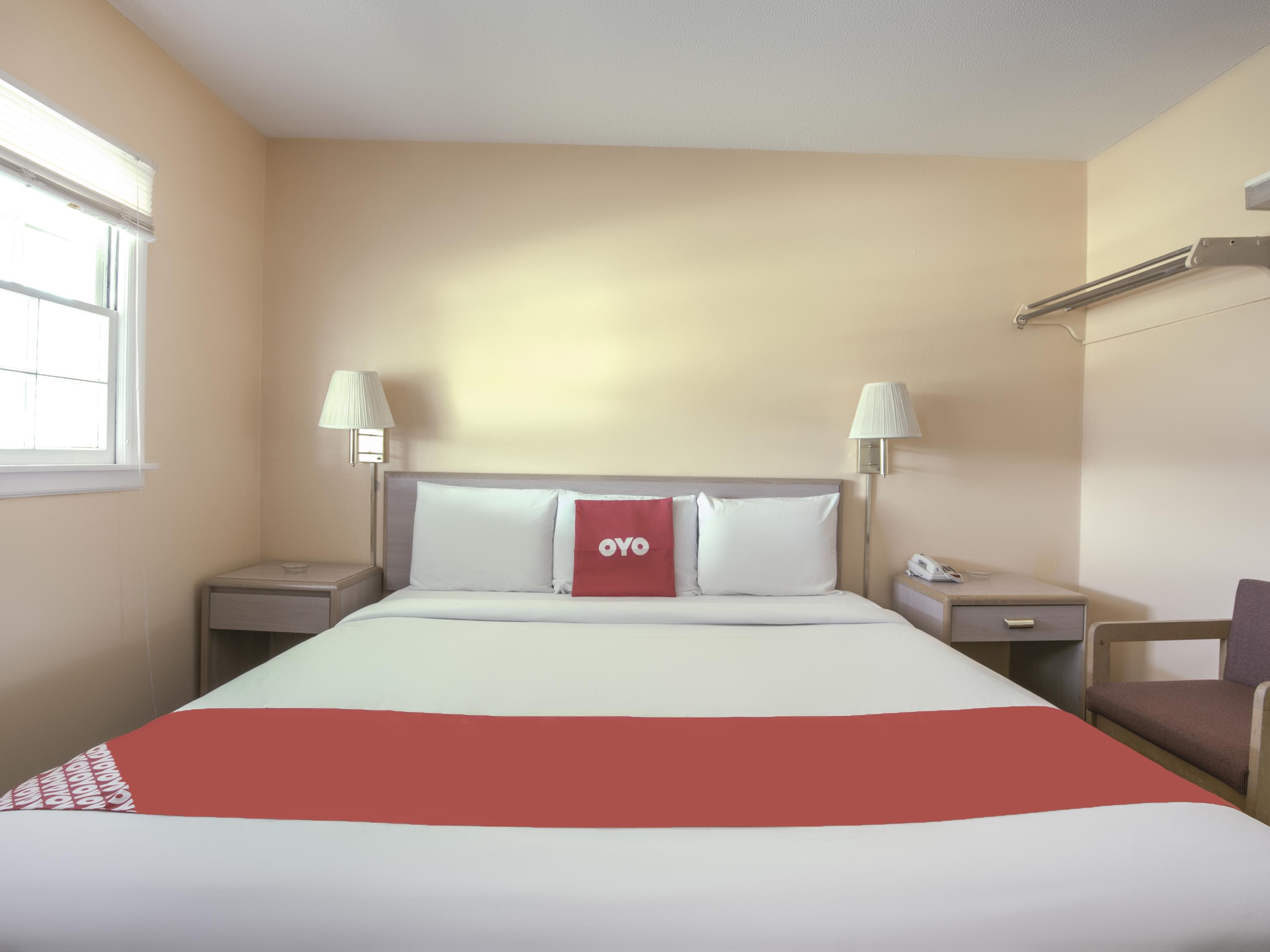 Oyo Hotel Durham West Hills Экстерьер фото